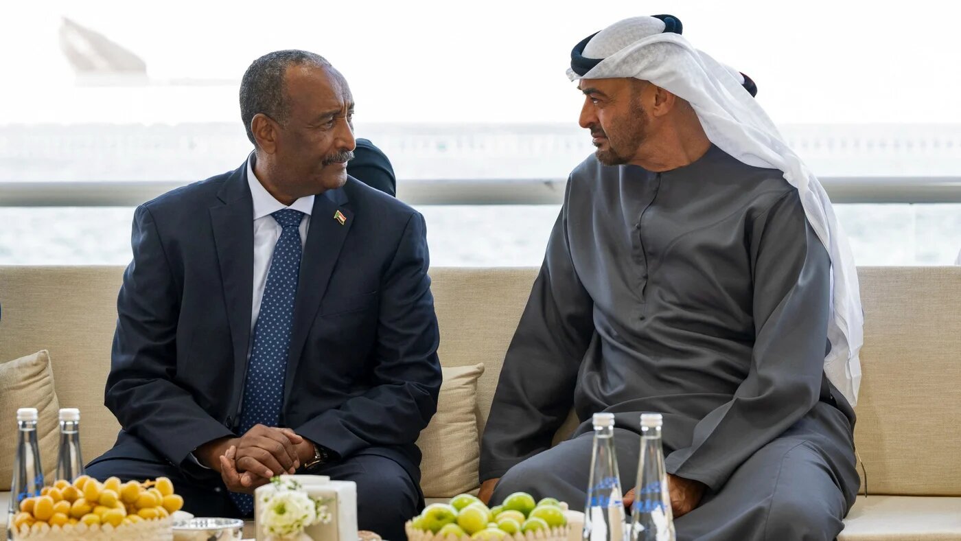 فايننشال تايمز: كيف بنت أبوظبي شبكة نفوذ تمتد من موانئ أفريقيا إلى حرب السودان؟