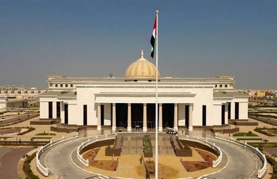 العدل تنجز أكثر من 12 ألف طلب لخدمات المحامين والمستشارين خلال 2025