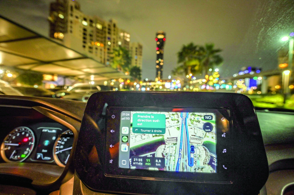 الحرب تعبث بأنظمة الملاحة (GPS) في الإمارات