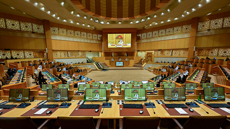 "الوطني الاتحادي" يوصي بتعديل سلم الرواتب وتبسيط شروط المساعدات السكنية