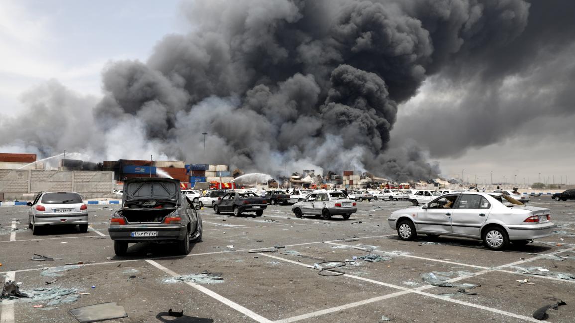 صحيفة إيرانية: الحرب الاقتصادية الأمريكية تبدأ من الإمارات وليس الصين