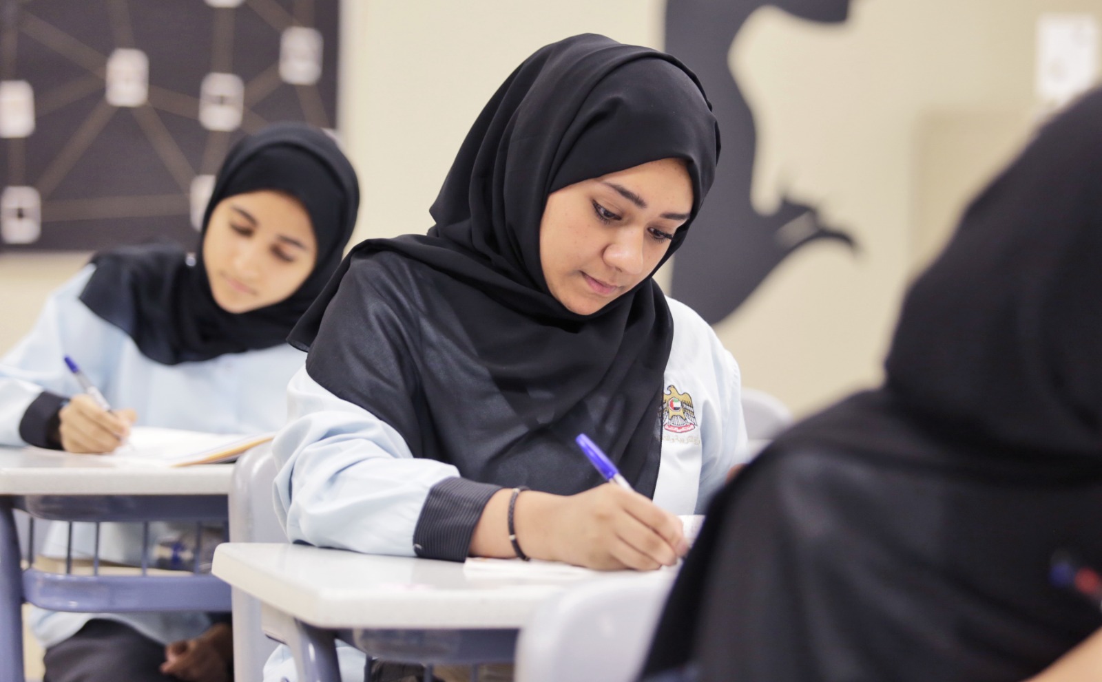 مدارس حكومية تحذر أولياء الأمور من السفر قبل إعلان النتائج النهائية للطلبة