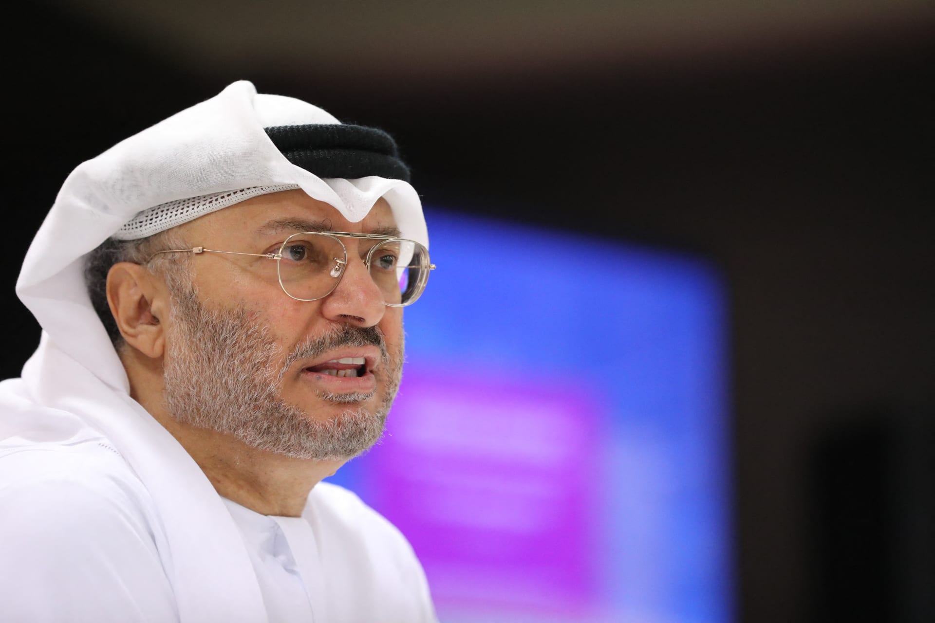 قرقاش: إيران حولت الساحل الشمالي للخليج من مساحة للتقارب إلى منصة عدوان