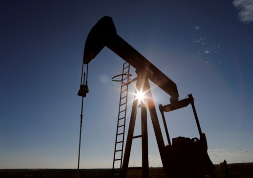 أسعار النفط تواصل الصعود مدفوعة بضعف الإمدادات
