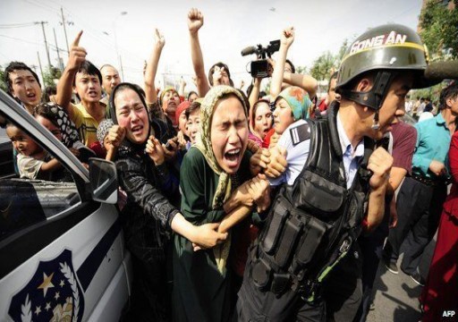 فرنسا تدعو الصين لوقف "عمليات الاعتقال الجماعي" بحق الإيغور