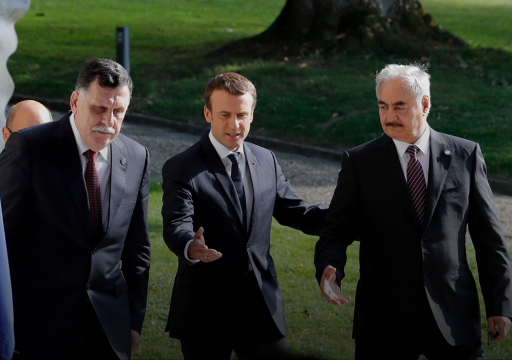 فرنسا تُعلن التزام حفتر توقيعَ اتفاق مشروط لوقف إطلاق النار في ليبيا