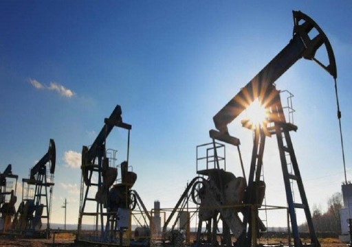 أسعار النفط ترتفع متجاهلة زيادة في المخزونات الأمريكية