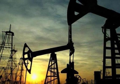 أسعار النفط ترتفع والأنظار في السوق على اجتماع "أوبك+"