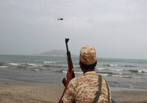 الحوثيون يتهمون أبوظبي بتحويل إحدى جزر سقطرى اليمنية إلى قاعدة عسكرية