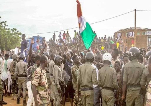الاتحاد الإفريقي يرفض التدخل العسكري لإنهاء الانقلاب بالنيجر