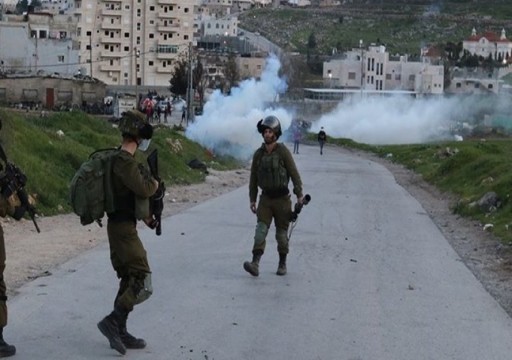 إصابة 15 فلسطينيا جراء قمع الاحتلال الإسرائيلي لمسيرات بالضفة