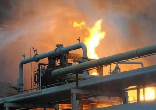 حريق "محدود" في منشأة نفطية بجنوب غرب إيران