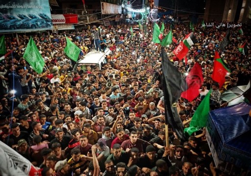احتفالات فلسطينية بالانتصار على الاحتلال بعد بدء سريان وقف إطلاق النار