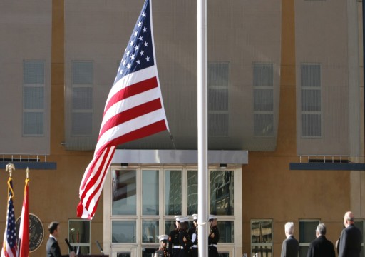 السفارة الأمريكية تحذف تحذيرا لمواطنيها بشأن هجوم صاروخي على الإمارات