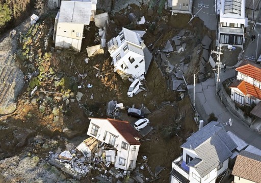 ارتفاع حصيلة قتلى زلزال اليابان إلى 64