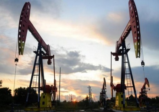 أسعار النفط تتجاهل زيادة المخزونات الأمريكية وتتجه صعودا