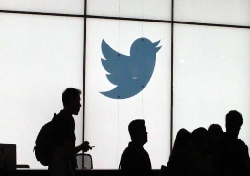 خبير يكشف توظيف عشرات الحسابات لمهاجمة مركز حقوقي إماراتي على تويتر