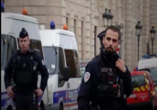 "علماء المسلمين" يندد يطعن مسلمتين في باريس ويصفها بـ"جريمة إرهابية"