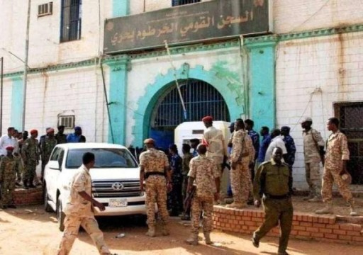 السودان.. "الدعم السريع" تقتحم خمسة سجون بينها سجن "البشير"