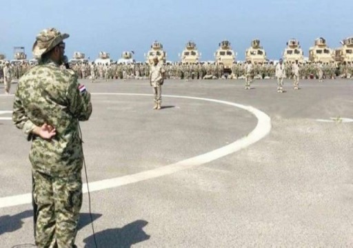 إذاعة دولية: الإمارات تدفع بتعزيزات عسكرية مواليه لها إلى الحديدة غربي اليمن