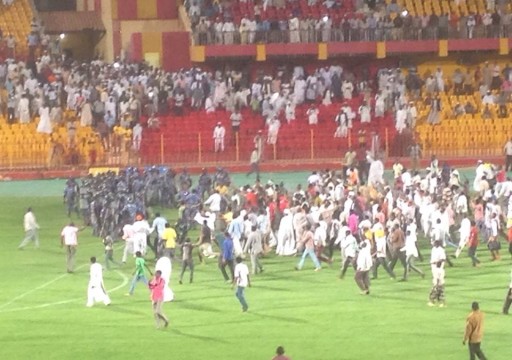 إلغاء مباراة بالدوري السوداني إثر اقتحام الجماهير لأرضية الملعب