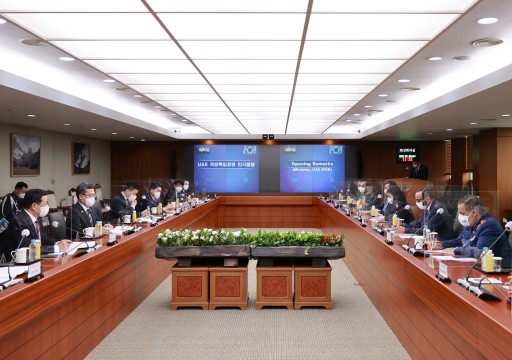 "البواردي" ونظيره الكوري الجنوبي يبحثان تعزيز التعاون بالصناعات الدفاعية