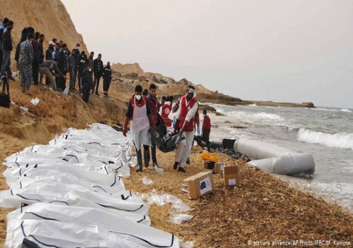 ارتفاع قتلى غرق قارب مهاجرين قبالة جيبوتي إلى 42