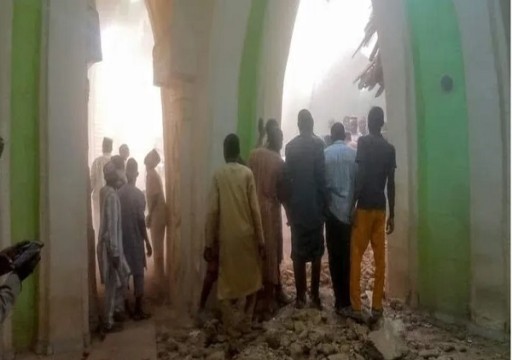 وفاة وإصابة العشرات بانهيار مسجد تاريخي شمالي نيجيريا