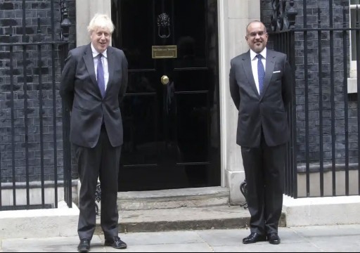 صحيفة بريطانية: انتقادات لجونسون بسبب استقباله ولي عهد البحرين