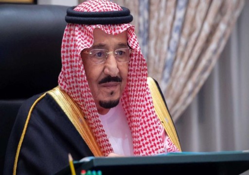 العاهل السعودي يعين وزيرا للإعلام ونائبا لرئيس الاستخبارات العامة