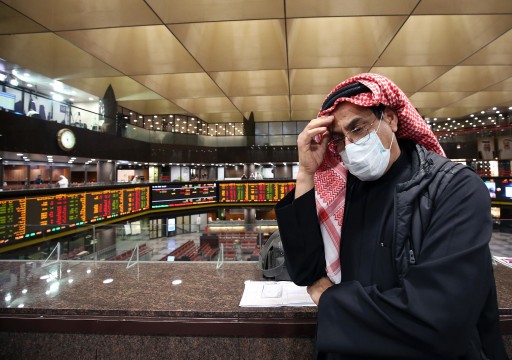 الأسهم الكويتية تتارجع والدينار يهبط في السوق الآجلة إثر وفاة أمير البلاد