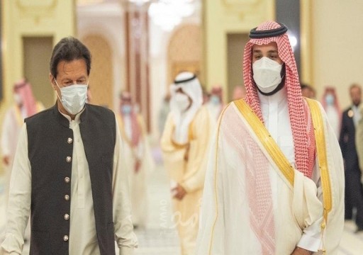باكستان والسعودية توقعان اتفاقيات ثنائية لتعزيز التعاون