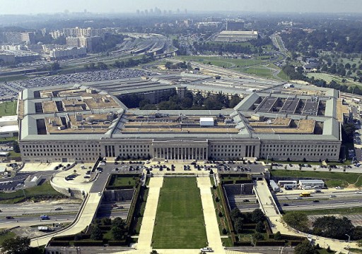 الدفاع الأمريكية تؤكد مواصلة توجيه الضربات الجوية في أفغانستان