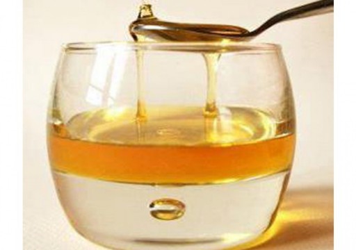 تعرف على فوائد شرب العسل مع الماء الدافئ على الريق