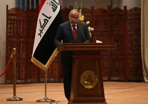 رئيس الوزراء العراقي الجديد يؤدي اليمين بعد إقرار جزء من تشكيلته الحكومية