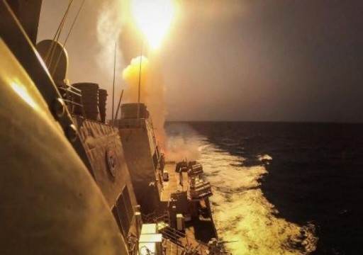 تدمير أربعة صواريخ باليستية في البحر الأحمر وواشنطن تستعد لإعادة إدراج الحوثيين في قائمة "الإرهاب"