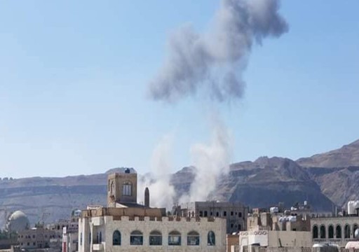 اليمن.. التحالف يطلب من المدنيين إخلاء مقرات وزارات بصنعاء