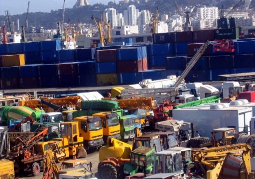 إضراب مفاجئ يشل أكبر ميناء بالجزائر تديره "موانئ دبي"
