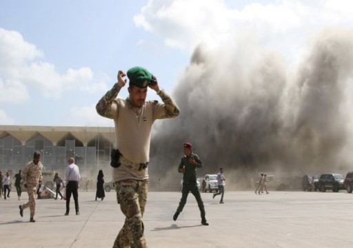 ارتفاع قتلى هجوم مطار عدن إلى 25 شخصاً وإصابة أكثر من 100 آخرين
