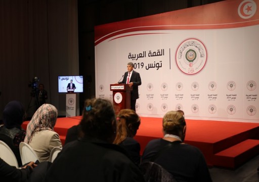 المتحدث باسم قمة تونس يعلق على دعوة قرقاش في التطبيع مع إسرائيل
