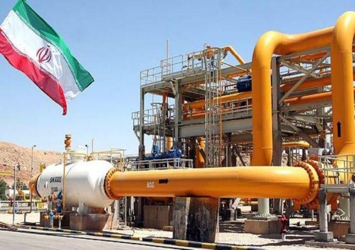 إيران تعتزم رفع إنتاجها النفطي لأربعة ملايين برميل يوميا