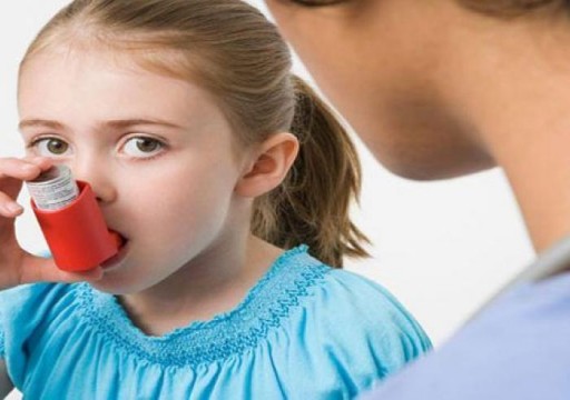 فيتامين "د" يحمي الأطفال من أعراض الربو المرتبطة بالتلوث