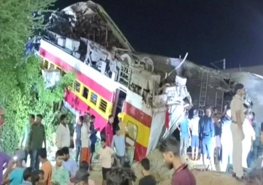 مقتل أكثر من 200 شخص وإصابة 850 آخرين في تصادم عدة قطارات بالهند