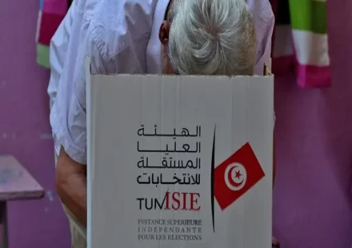 التونسيون يصوتون اليوم على دستور يعزز سلطة الرئيس