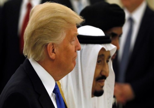 ترامب: العاهل السعودي تعهد بالتكفل بذوي ضحايا هجوم فلوريدا