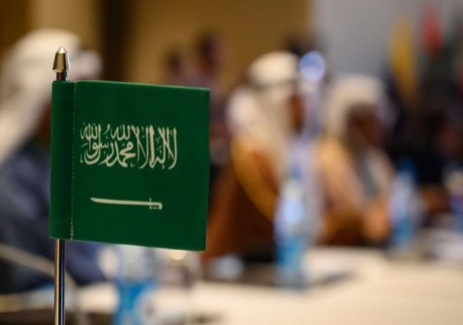 فورين أفيرز: فيروس كورونا أوقف طموحات السعودية الدولية وخسرت تأثيرها على العالم الإسلامي