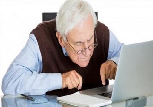 دراسة صادمة تكشف تأثير الإنترنت على المسنين!
