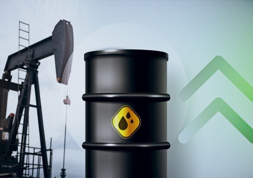 أسعار النفط تصعد إلى أعلى مستوى في نحو خمسة أشهر