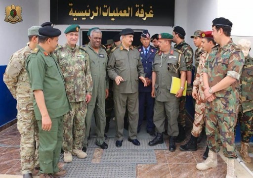الوفاق" الليبية تعلن أسر 6 من قوات حفتر بينهم قيادي