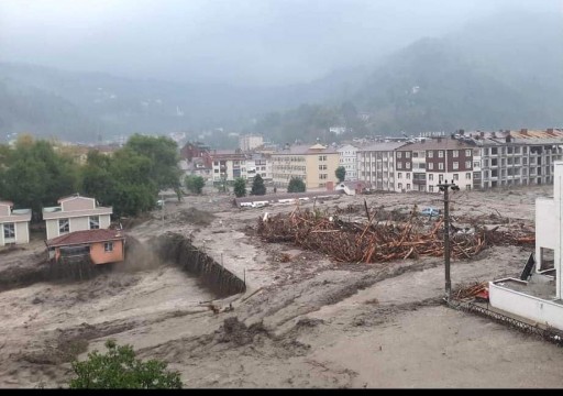 تركيا.. ارتفاع حصيلة ضحايا الفيضانات شمالي البلاد إلى 31 قتيلا